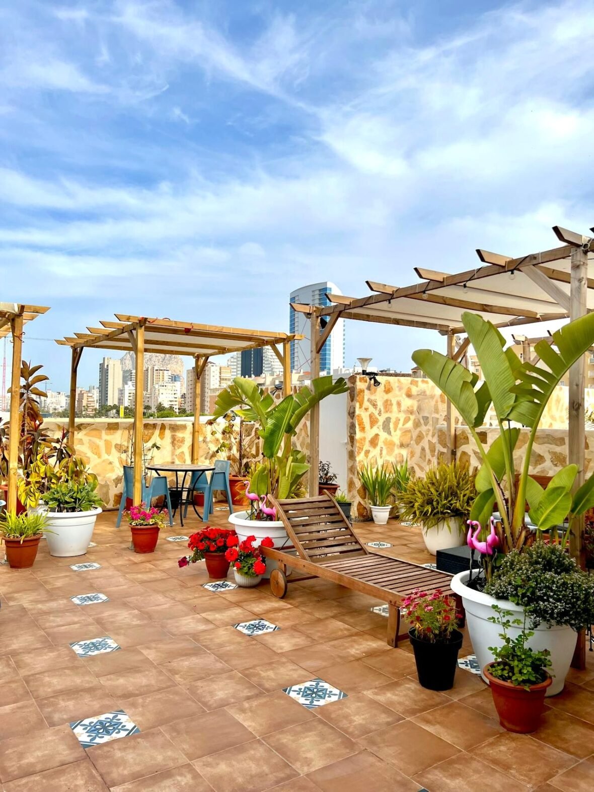 Rooftop garden lounge